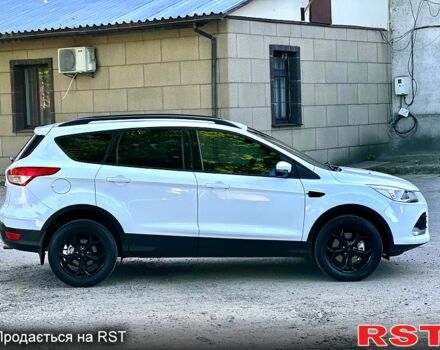 Форд Куга, объемом двигателя 2 л и пробегом 104 тыс. км за 12800 $, фото 4 на Automoto.ua