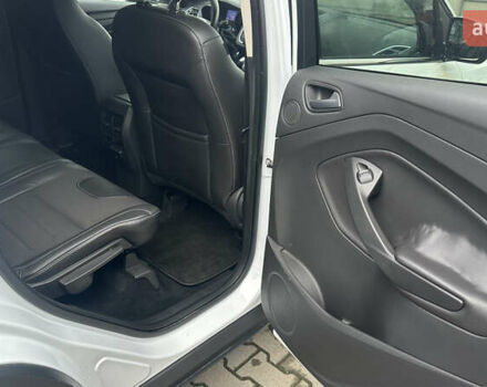 Форд Куга, объемом двигателя 1.6 л и пробегом 190 тыс. км за 13800 $, фото 11 на Automoto.ua