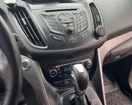 Форд Куга, объемом двигателя 2 л и пробегом 130 тыс. км за 14200 $, фото 12 на Automoto.ua