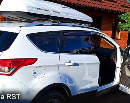 Форд Куга, объемом двигателя 2 л и пробегом 234 тыс. км за 14000 $, фото 6 на Automoto.ua