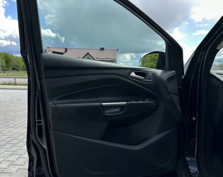 Форд Куга, объемом двигателя 2 л и пробегом 146 тыс. км за 13400 $, фото 17 на Automoto.ua