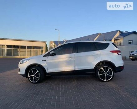 Форд Куга, объемом двигателя 2 л и пробегом 209 тыс. км за 14100 $, фото 22 на Automoto.ua