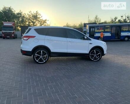 Форд Куга, объемом двигателя 2 л и пробегом 209 тыс. км за 14100 $, фото 9 на Automoto.ua