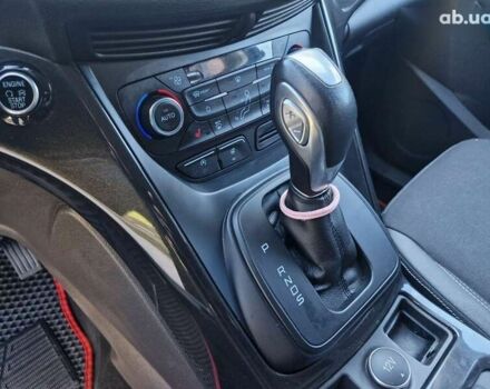 Форд Куга, объемом двигателя 2 л и пробегом 129 тыс. км за 17499 $, фото 29 на Automoto.ua