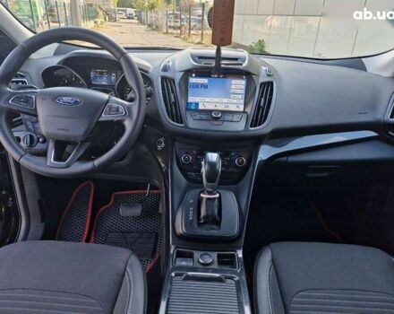 Форд Куга, объемом двигателя 2 л и пробегом 129 тыс. км за 17499 $, фото 22 на Automoto.ua