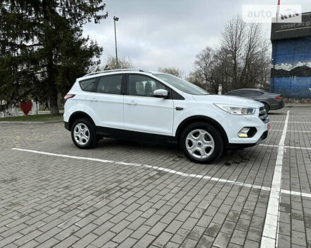 Форд Куга, об'ємом двигуна 2 л та пробігом 117 тис. км за 17700 $, фото 16 на Automoto.ua