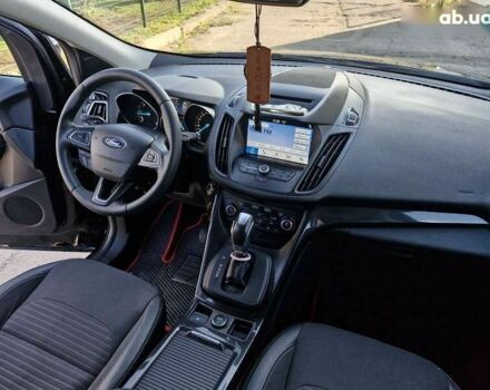 Форд Куга, объемом двигателя 2 л и пробегом 129 тыс. км за 17499 $, фото 21 на Automoto.ua