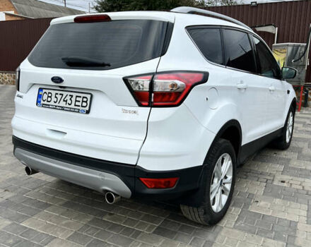 Форд Куга, объемом двигателя 1.5 л и пробегом 20 тыс. км за 22000 $, фото 6 на Automoto.ua