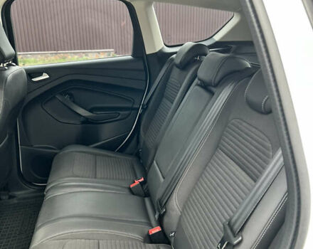 Форд Куга, объемом двигателя 1.5 л и пробегом 20 тыс. км за 22000 $, фото 20 на Automoto.ua