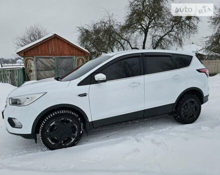 Форд Куга, об'ємом двигуна 1.5 л та пробігом 100 тис. км за 15000 $, фото 3 на Automoto.ua