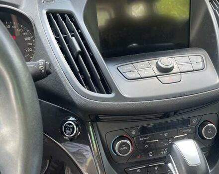 Форд Куга, объемом двигателя 2 л и пробегом 128 тыс. км за 19500 $, фото 5 на Automoto.ua