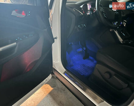 Форд Куга, объемом двигателя 1.5 л и пробегом 20 тыс. км за 22000 $, фото 18 на Automoto.ua