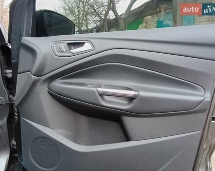 Форд Куга, объемом двигателя 1.5 л и пробегом 22 тыс. км за 24000 $, фото 5 на Automoto.ua
