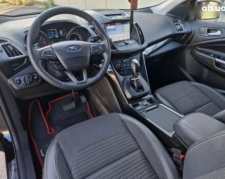 Форд Куга, объемом двигателя 2 л и пробегом 129 тыс. км за 17499 $, фото 20 на Automoto.ua