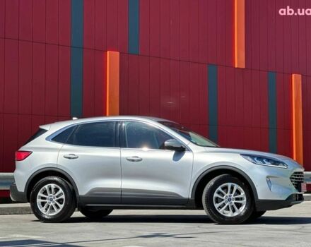 Форд Куга, объемом двигателя 0 л и пробегом 106 тыс. км за 19800 $, фото 4 на Automoto.ua