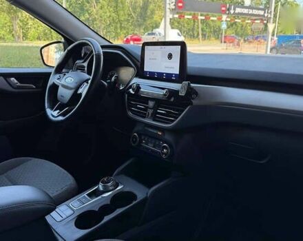 Форд Куга, объемом двигателя 1.5 л и пробегом 165 тыс. км за 16300 $, фото 19 на Automoto.ua