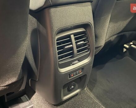 Форд Куга, объемом двигателя 1.5 л и пробегом 0 тыс. км за 31872 $, фото 23 на Automoto.ua