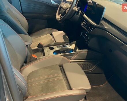 Форд Куга, объемом двигателя 1.5 л и пробегом 0 тыс. км за 40228 $, фото 10 на Automoto.ua