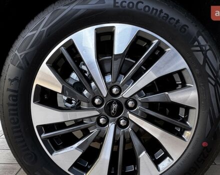 Форд Куга, объемом двигателя 1.5 л и пробегом 0 тыс. км за 31902 $, фото 6 на Automoto.ua