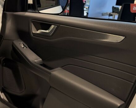 Форд Куга, объемом двигателя 2.49 л и пробегом 0 тыс. км за 39010 $, фото 24 на Automoto.ua