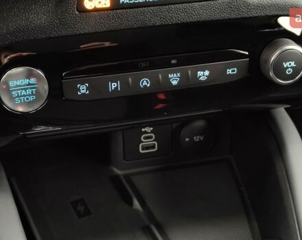 Форд Куга, объемом двигателя 1.5 л и пробегом 0 тыс. км за 32691 $, фото 16 на Automoto.ua