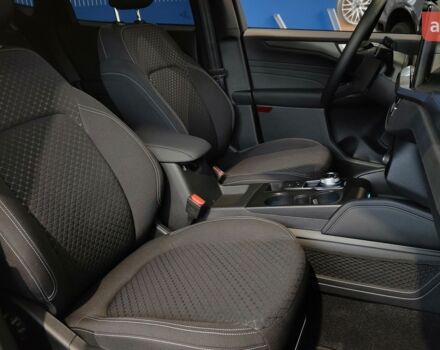 Форд Куга, объемом двигателя 1.5 л и пробегом 0 тыс. км за 29719 $, фото 18 на Automoto.ua