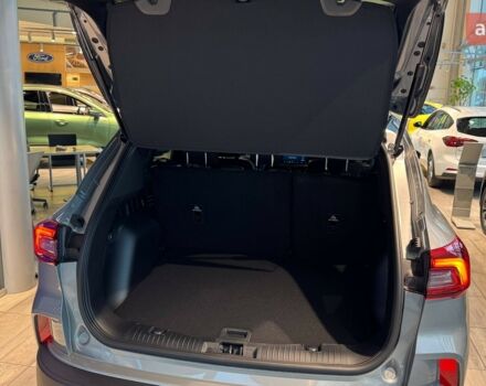 Форд Куга, объемом двигателя 2.49 л и пробегом 0 тыс. км за 35353 $, фото 6 на Automoto.ua