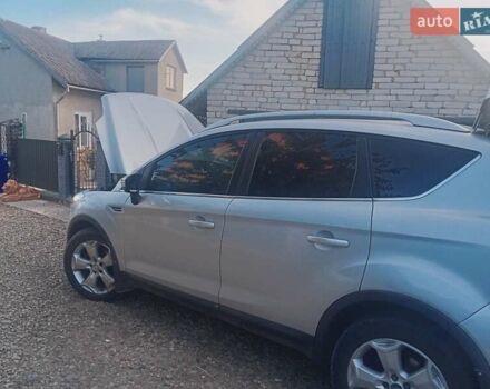 Форд Куга, объемом двигателя 2 л и пробегом 400 тыс. км за 3650 $, фото 1 на Automoto.ua