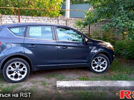 Форд Куга, об'ємом двигуна 2 л та пробігом 200 тис. км за 10000 $, фото 1 на Automoto.ua