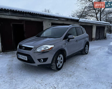 Форд Куга, объемом двигателя 2 л и пробегом 214 тыс. км за 11100 $, фото 1 на Automoto.ua