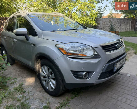 Форд Куга, объемом двигателя 2 л и пробегом 200 тыс. км за 9500 $, фото 1 на Automoto.ua