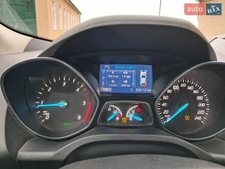 Форд Куга 2015 в Умани на Automoto.ua Форд Куга, объемом двигателя 2 л и пробегом 208 тыс. км за 13500 $, фото 1 на Automoto.ua