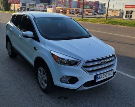 Форд Куга, об'ємом двигуна 1.5 л та пробігом 121 тис. км за 11999 $, фото 1 на Automoto.ua