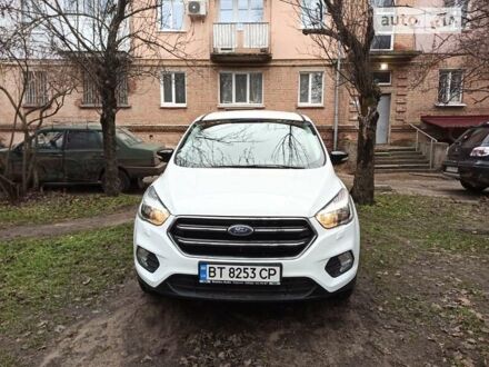 Форд Куга 2017 в Кропивницком (Кировограде) на Automoto.ua Форд Куга, объемом двигателя 2 л и пробегом 63 тыс. км за 17300 $, фото 1 на Automoto.ua