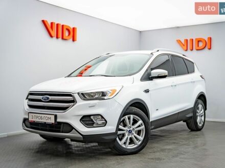 Форд Куга, объемом двигателя 2 л и пробегом 214 тыс. км за 13178 $, фото 1 на Automoto.ua