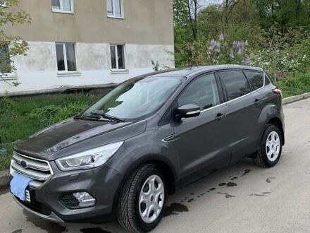 Форд Куга, объемом двигателя 1.5 л и пробегом 93 тыс. км за 18200 $, фото 1 на Automoto.ua