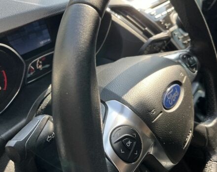 Серый Форд Куга, объемом двигателя 2 л и пробегом 148 тыс. км за 14000 $, фото 7 на Automoto.ua