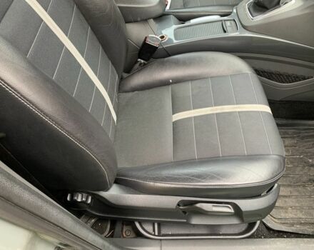 Серый Форд Куга, объемом двигателя 0 л и пробегом 219 тыс. км за 5600 $, фото 11 на Automoto.ua