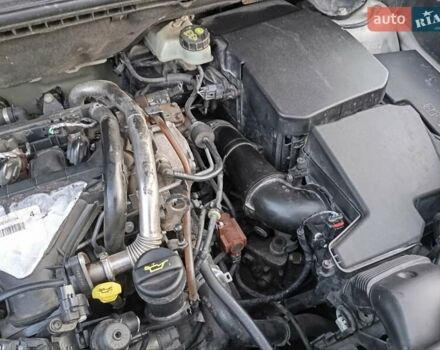 Сірий Форд Куга, об'ємом двигуна 2 л та пробігом 269 тис. км за 9200 $, фото 25 на Automoto.ua