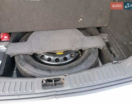 Серый Форд Куга, объемом двигателя 2 л и пробегом 268 тыс. км за 9199 $, фото 26 на Automoto.ua