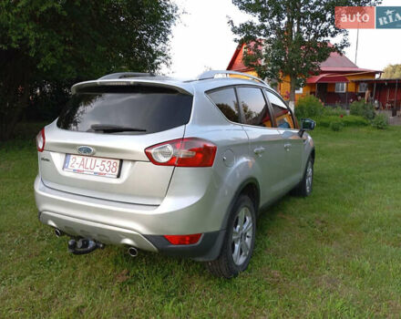 Серый Форд Куга, объемом двигателя 2 л и пробегом 268 тыс. км за 9199 $, фото 3 на Automoto.ua