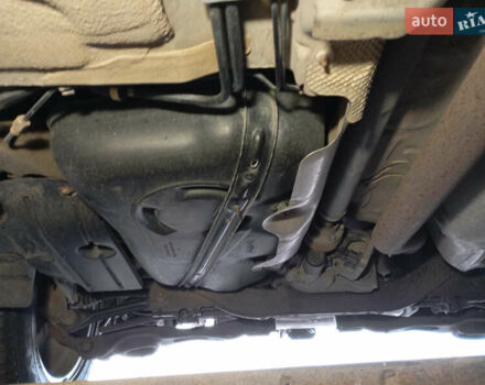 Серый Форд Куга, объемом двигателя 2 л и пробегом 268 тыс. км за 9199 $, фото 38 на Automoto.ua