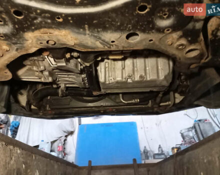 Серый Форд Куга, объемом двигателя 2 л и пробегом 268 тыс. км за 9199 $, фото 25 на Automoto.ua