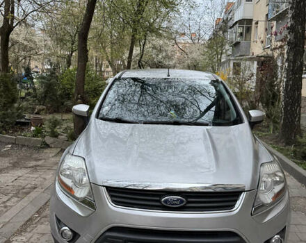 Сірий Форд Куга, об'ємом двигуна 2 л та пробігом 318 тис. км за 8700 $, фото 1 на Automoto.ua