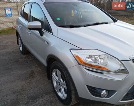 Сірий Форд Куга, об'ємом двигуна 2 л та пробігом 269 тис. км за 9200 $, фото 8 на Automoto.ua
