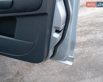 Сірий Форд Куга, об'ємом двигуна 2 л та пробігом 269 тис. км за 9200 $, фото 30 на Automoto.ua