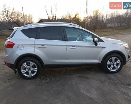 Сірий Форд Куга, об'ємом двигуна 2 л та пробігом 269 тис. км за 9200 $, фото 5 на Automoto.ua