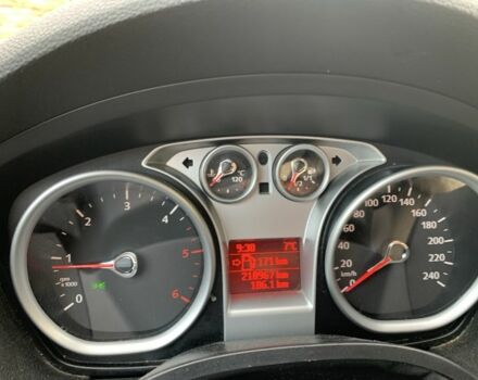 Серый Форд Куга, объемом двигателя 0 л и пробегом 219 тыс. км за 5600 $, фото 5 на Automoto.ua