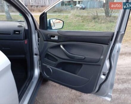 Сірий Форд Куга, об'ємом двигуна 2 л та пробігом 269 тис. км за 9200 $, фото 28 на Automoto.ua