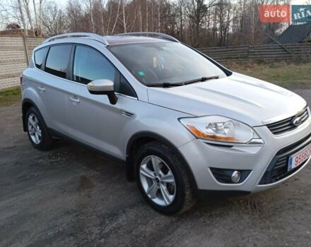 Сірий Форд Куга, об'ємом двигуна 2 л та пробігом 269 тис. км за 9200 $, фото 6 на Automoto.ua